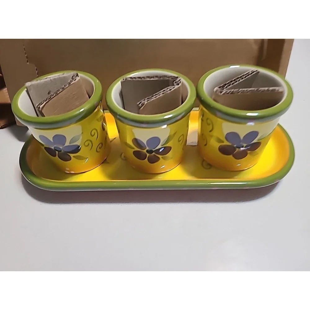 Partylite Flower Pot Trio Candle African Violets NIB P9270 Purple Flowers - Picture 4 of 7